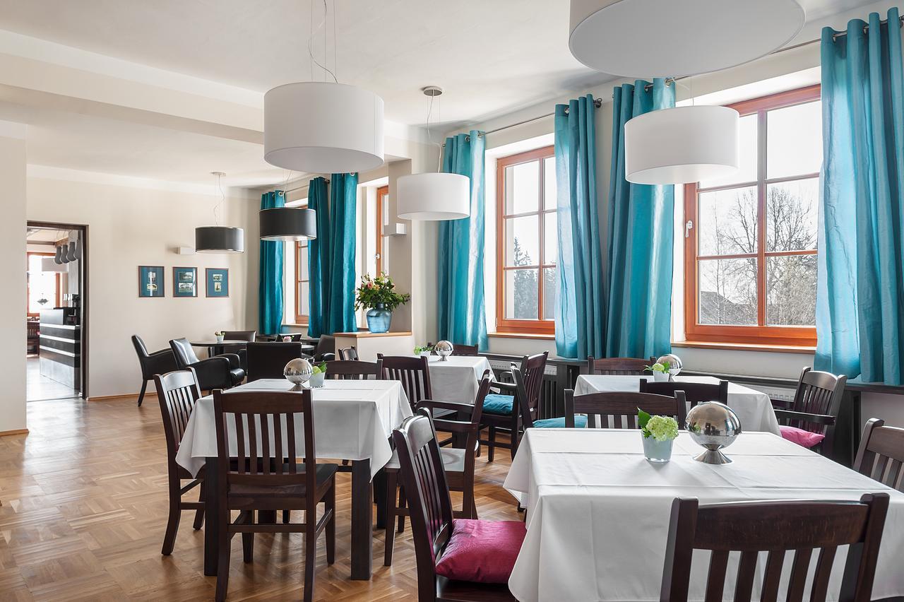 Aneta Hotel & Restaurant Vítkovice Extérieur photo