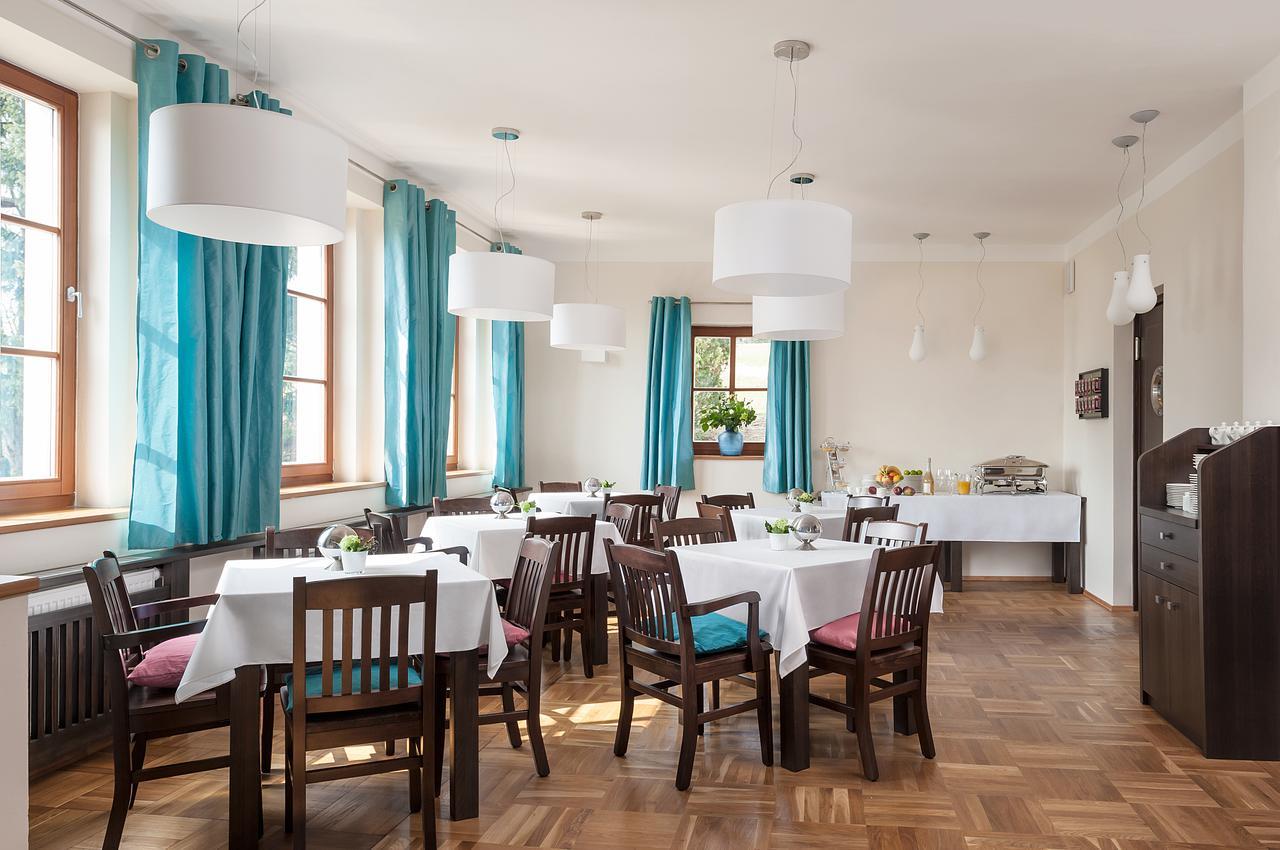 Aneta Hotel & Restaurant Vítkovice Extérieur photo
